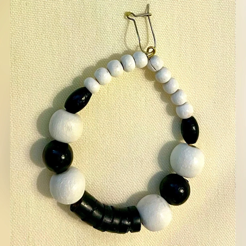 Black and White Beaded Hoop Earrings - Picture 8 of 16